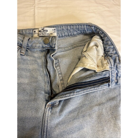 Hollister Curvy Ultra High Rise Dad Jean  Vintage Stretch 3R 26/31 Light Wash - Picture 12 of 13